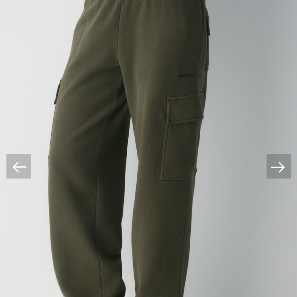 Aritzia Dark Olive Cozy Fleece Mega Cargo sweatpants